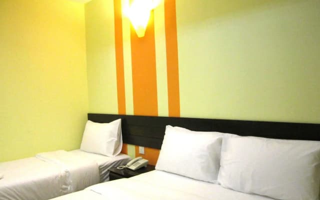 Sun Inns Hotel Pasir Penambang - photo 5