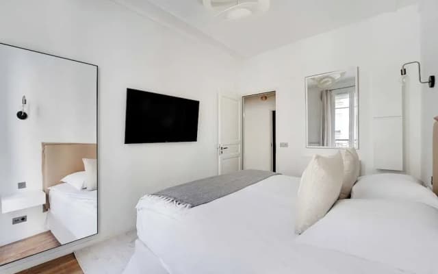 Beautiful Apartment - 2bd/4p - Arc de Triomphe - photo 4