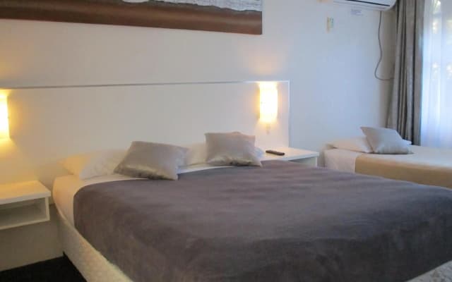 Cronulla Motor Inn - photo 2