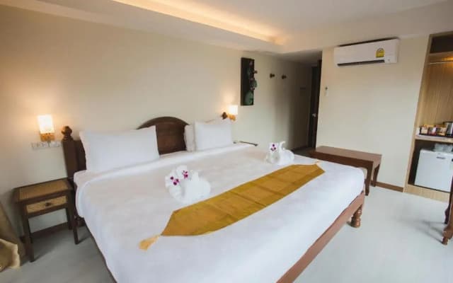 Chada Mantra Hotel - photo 4