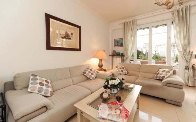 Appartement Flora - 5 Stars Holiday House - photo 4