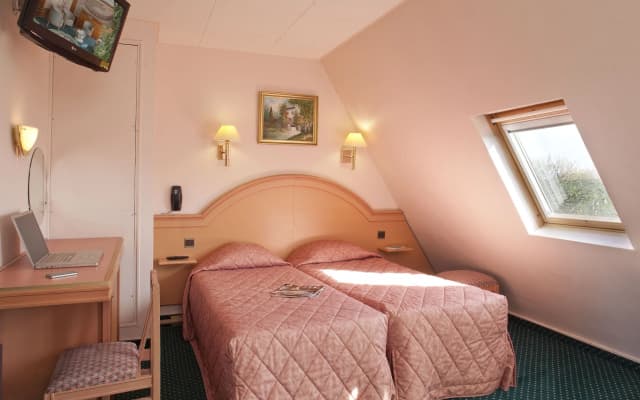 Hôtel Des Arènes - photo 4