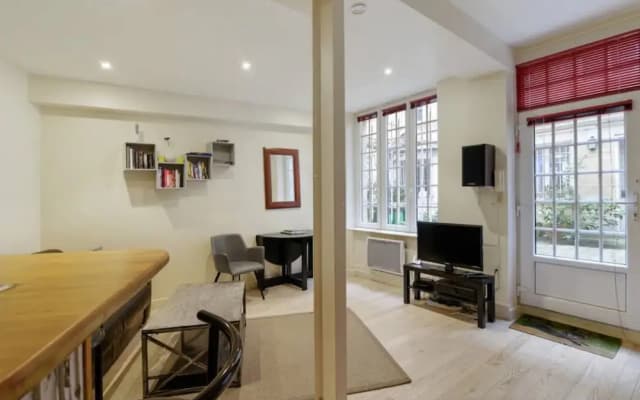 New Renovated Saint Germain 2bd - photo 2