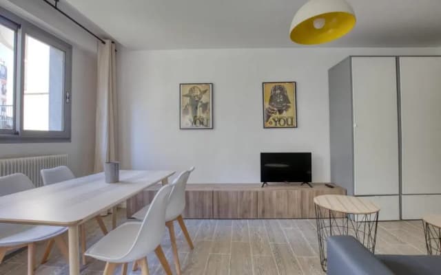 Superb Apartment Near The Bassin De La Villette - photo 3