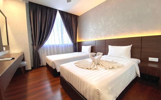 Grace Hotel Semporna - photo 2