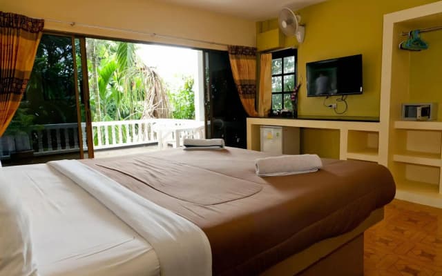 Fullmoon Beach Resort - photo 4