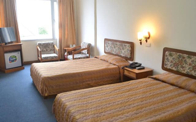 Bien Dong Hotel Halong - photo 5