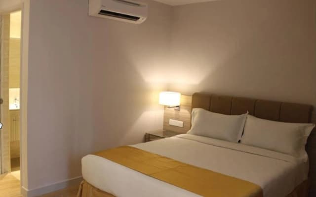 NU Hotel - photo 5