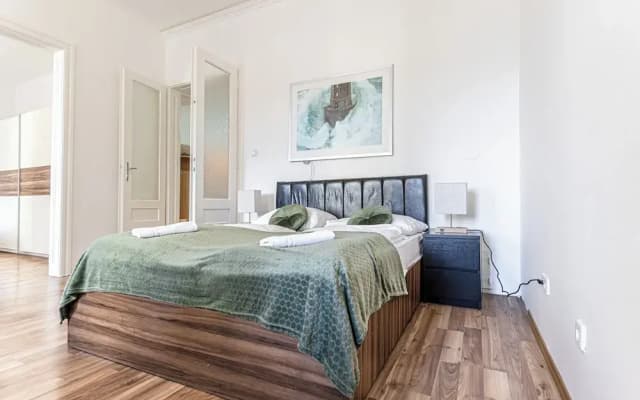 Modern 2BR Apartment Central Long Stay - photo 2