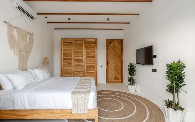 Udara by EVDEkimi - Spacious 4BR Pool villa with Lush garden at Artistic Center of Ubud - photo 5