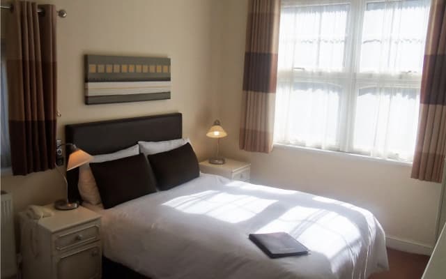 Roseview Alexandra Palace Hotel - photo 2