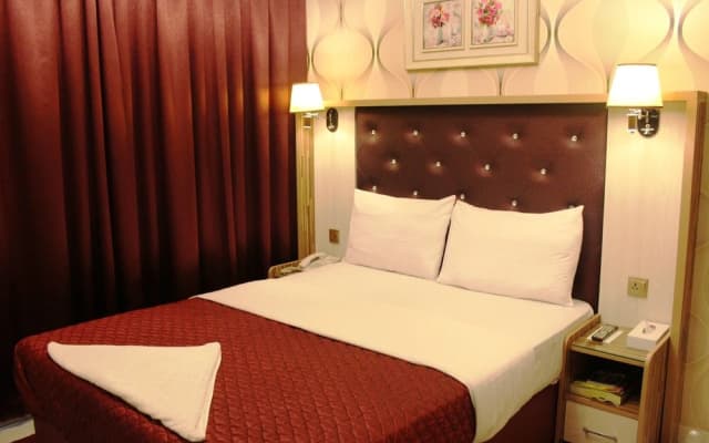 Sutchi Hotel - photo 5