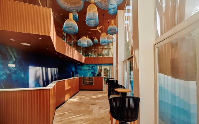 Stone Beach Club, Dhiffushi - photo 4