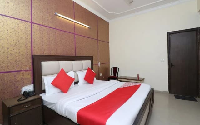 OYO 35663 Mayank Palace - photo 4