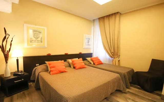 Hotel Latinum - photo 4