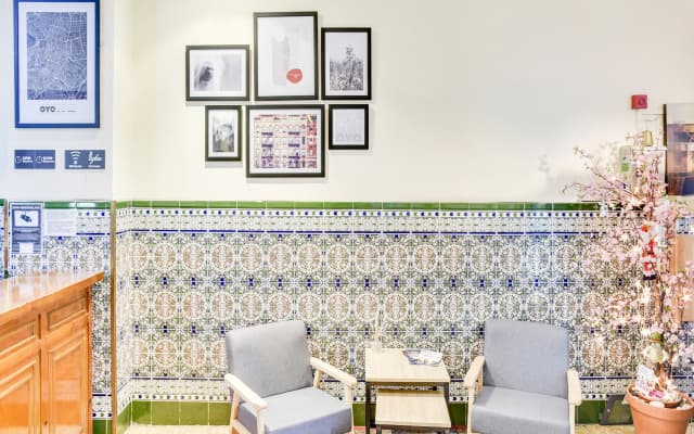 Hostal Carabanchel - photo 2