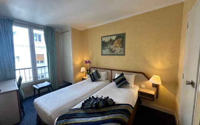 Opera Deauville Hotel - photo 2