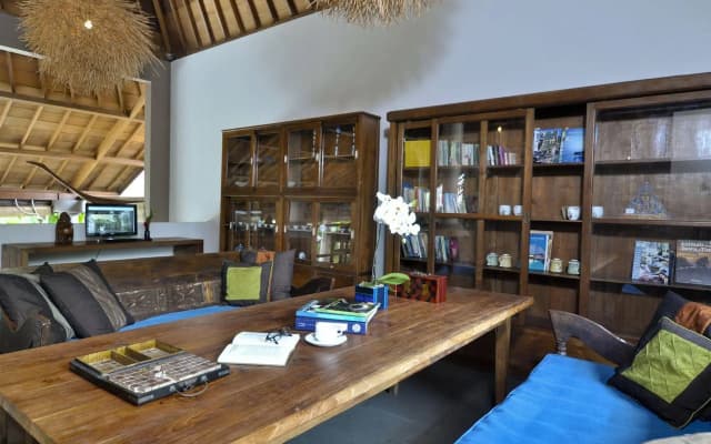 Luwak Ubud Villa & Jungle Suite - photo 2