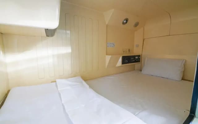 Capsule Inn Hamamatsucho - photo 4