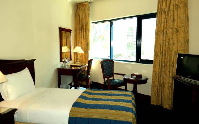 York International Hotel - photo 4