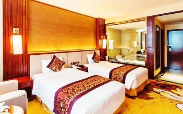 Muong Thanh Luxury Quang Ninh Hotel - photo 4