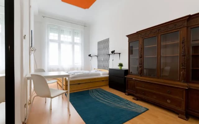 Budapest Apart-NAM-Queen Room - photo 5