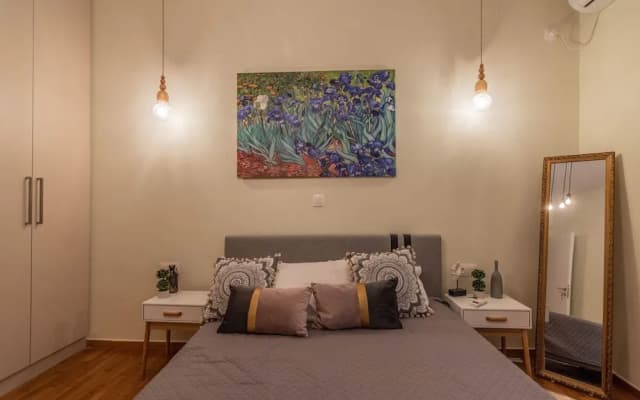 Prime 2BR Apartment Next to Kallimarmaro Stadium - photo 5
