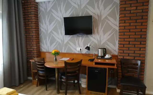 Hotel-Pension Zeljko - photo 2