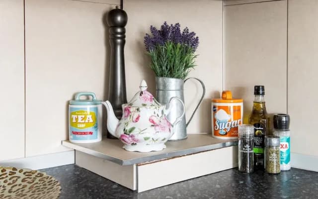 Cosy 2BR Home, 5 Minutes From Edinburgh Waverley! - photo 3