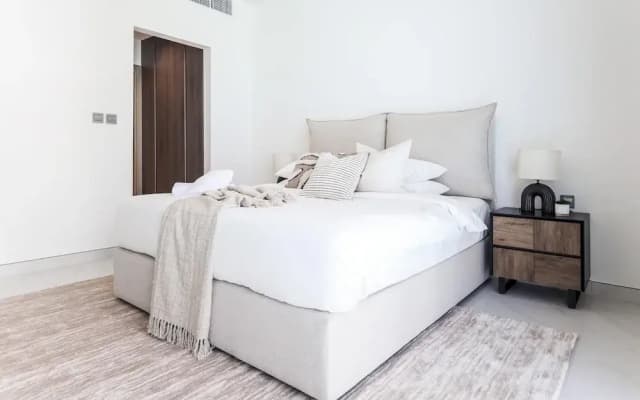 Elite LUX Holiday Homes - Lagoon View 1 BR Luxury Oasis in MBR Dubai - photo 4