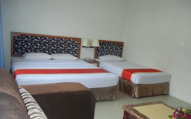 Borneo Hotel - photo 3