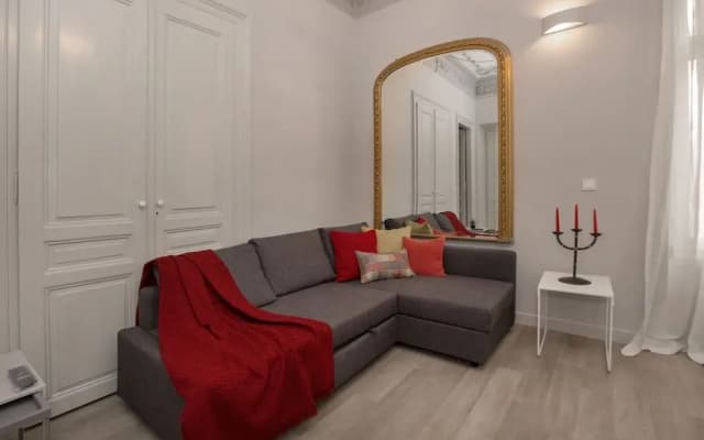 Magnificent Neoclassical apt in Syntagma by GHH - photo 5
