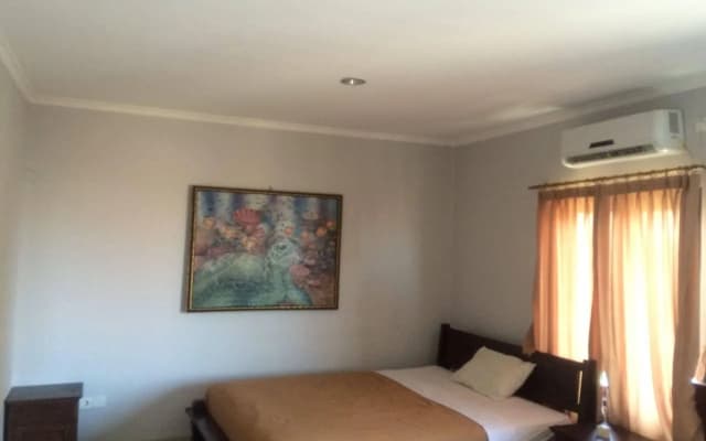 Kembang Sari Suites - photo 3
