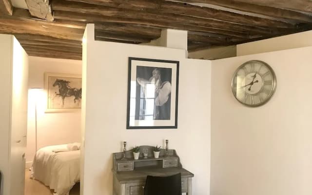 Apartment with One Bedroom in Paris, with Wifi - photo 3