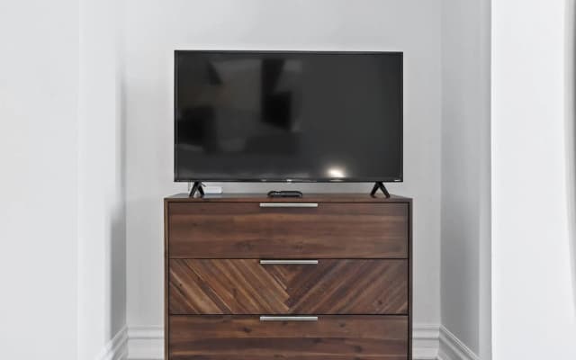 La Monarca Residential Hotel | Queen Room | Unit 306 - photo 2