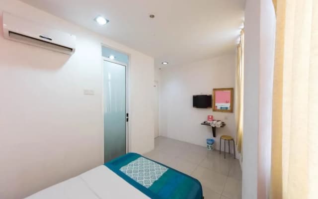 OYO 162 FB Hotel - photo 5