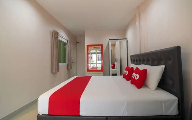 OYO 1028 The Panowla Residence - photo 3
