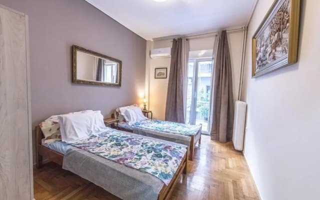 Cozy apartment in Exarcia district - photo 3