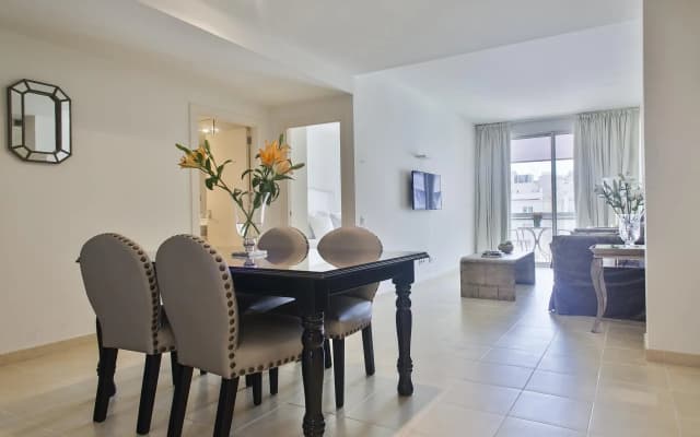 Splendom Suites Pau Clarís - photo 3