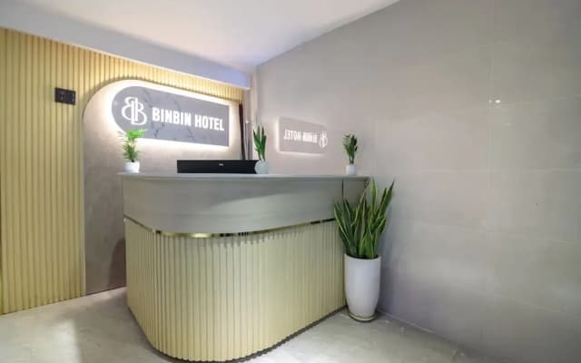 Bin Bin Hotel 16 - Near Bui Vien - photo 2