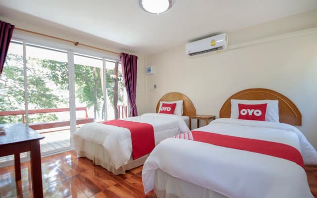 Bamboo Bay Resort - photo 4