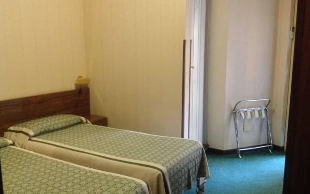 London Hotel - photo 5
