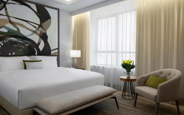 Al Jaddaf Rotana Suite Hotel - photo 2