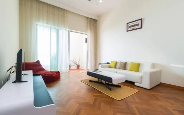 Home Suites by Marina - photo 2