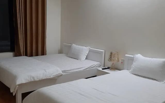 Dragon Hotel - photo 4