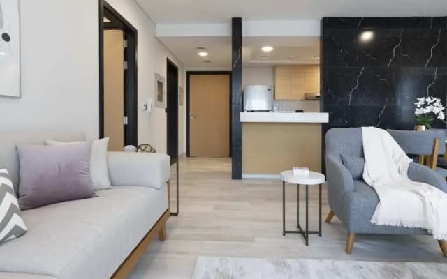 Lovely 1BR Apartment @ Privà Living, Arjan - photo 3