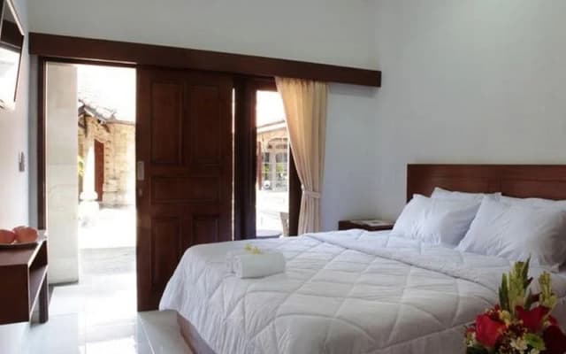 Puri Jayaraja Guest House - photo 4