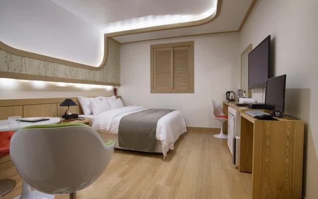 Lex Tourist Hotel - photo 5