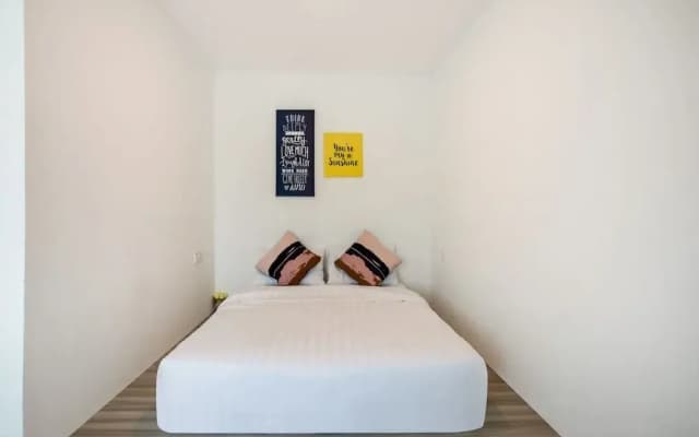 SPOT ON 90394 Jom Hotel - photo 5