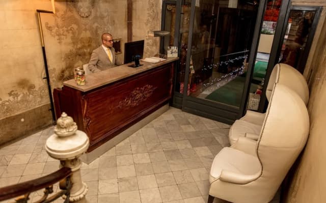 Hotel Praktik Rambla - photo 2